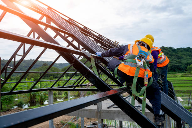 Best Roof Leak Repair  in Lauderdale Lakes, WI
